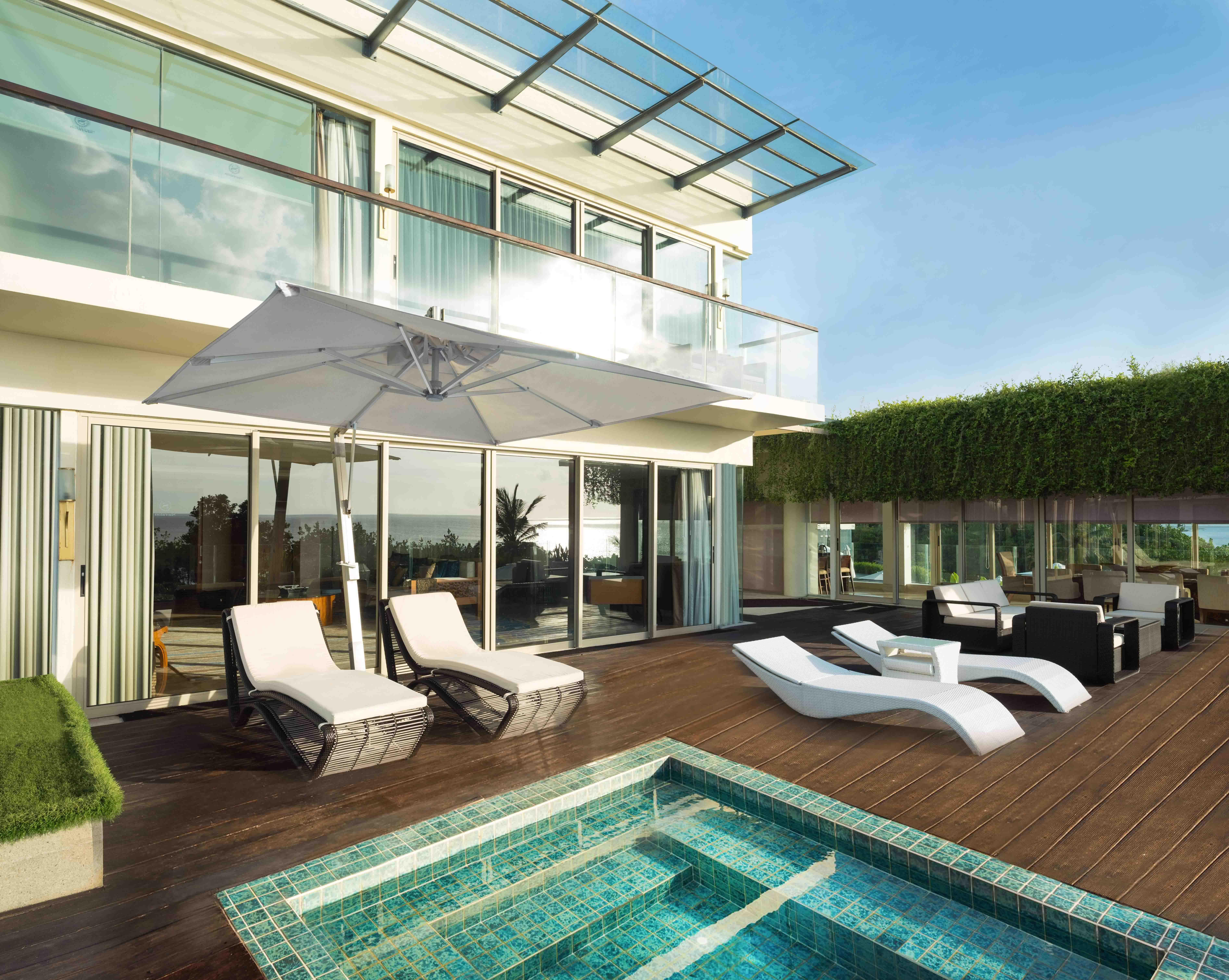 Sheraton Bali Kuta Resort Kültér fotó The Sky Villas
