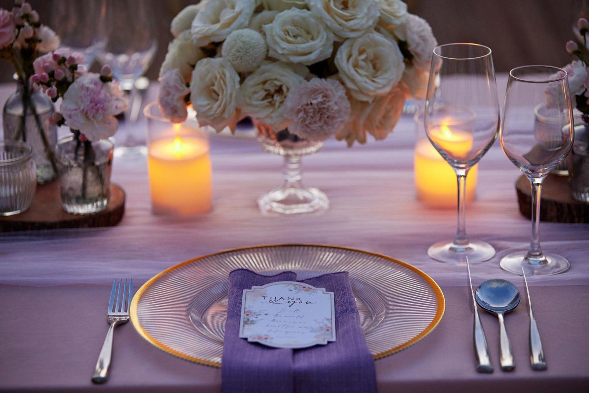 Sheraton Bali Kuta Resort Kültér fotó A place setting