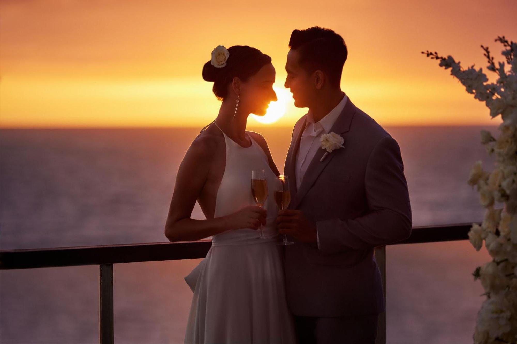 Sheraton Bali Kuta Resort Kültér fotó Wedding on board