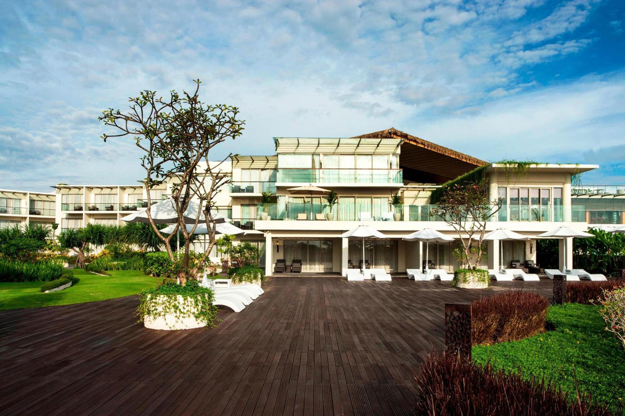 Sheraton Bali Kuta Resort Kültér fotó The Oberoi, Mumbai