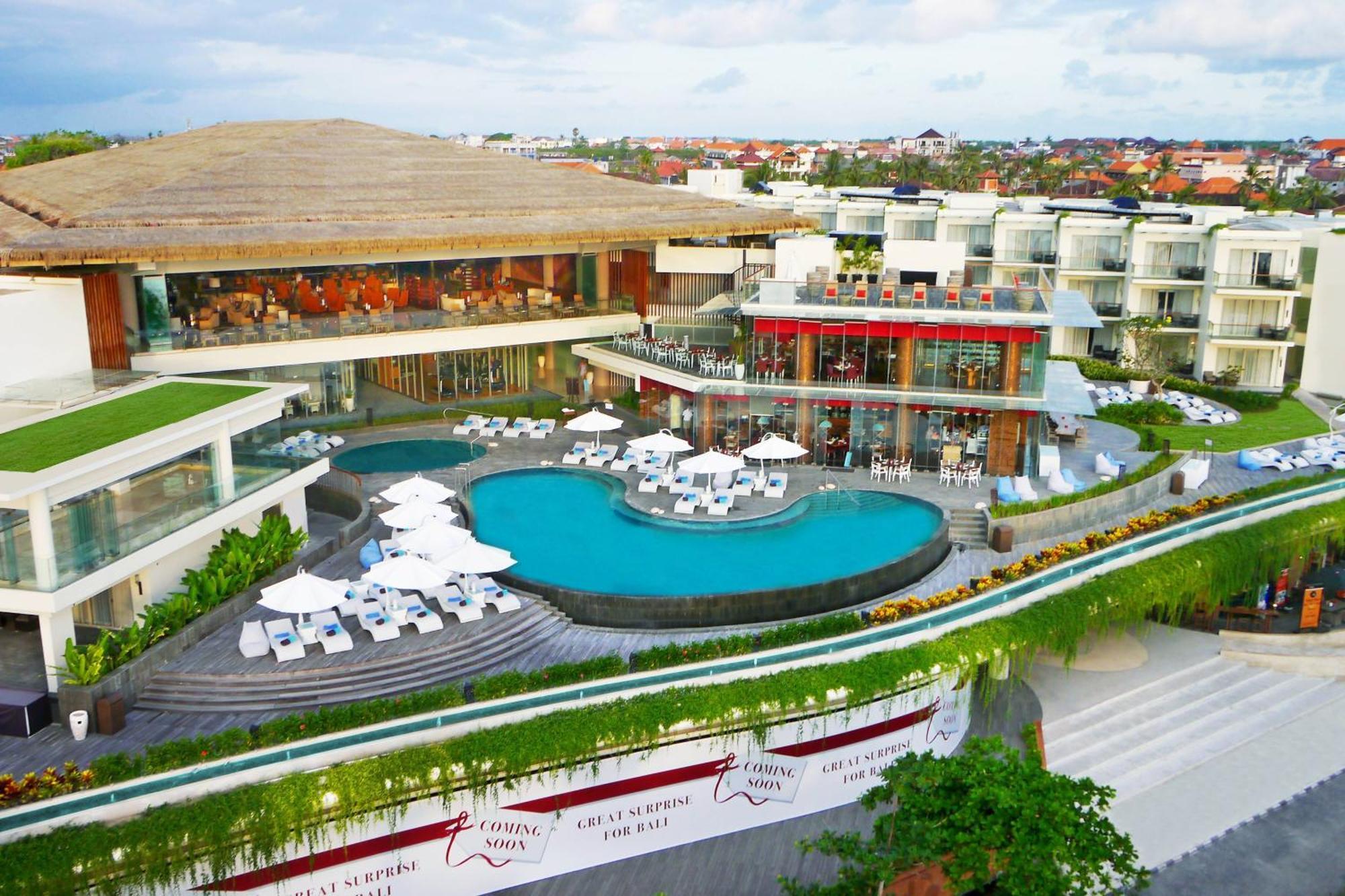 Sheraton Bali Kuta Resort Kültér fotó The Village